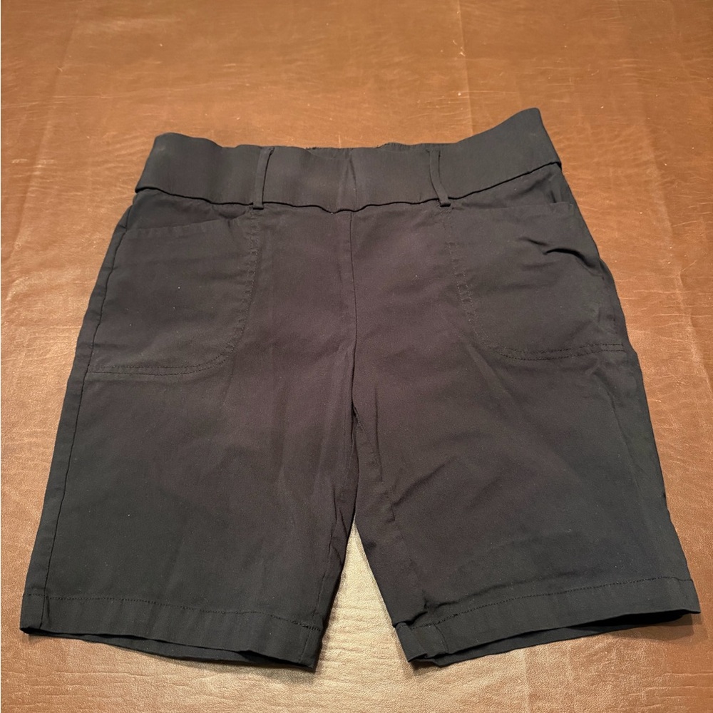 Callaway Women's Black Bermuda Shorts
